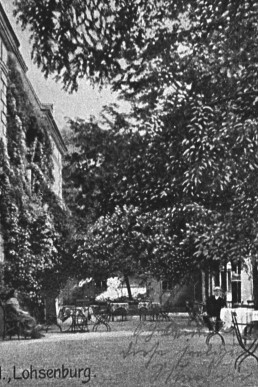 Biergarten in der "Lohsenburg"