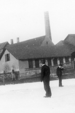 Schlittschuhläufer auf dem Brauereiteich