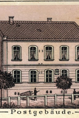 Postgebäude am Bahnhofsplatz