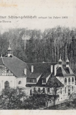 Schützenhaus mit Aussichtsturm
