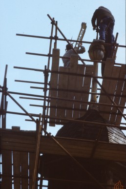 Demontage der Wetterfahne