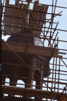 Eingerüsteter Rathausturm