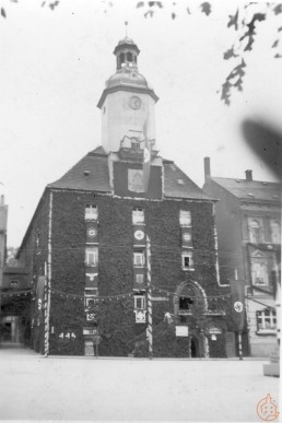 Geschmücktes Rathaus