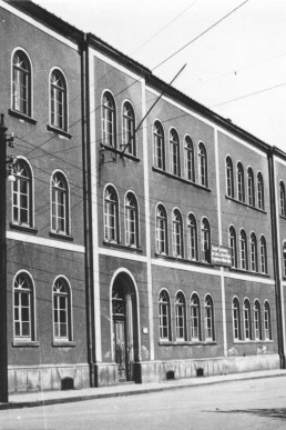 EOS "Dr. Theodor Neubauer"