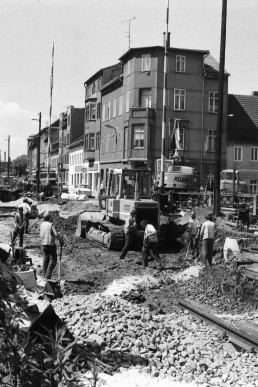 Baustelle der Bahn am Bahnübergang Schillerplatz