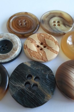 verschiedene Knöpfe