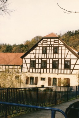 Blick über die Brücke in der Grenzstraße