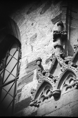 Fries an der Stadtkirche St. Nicolai