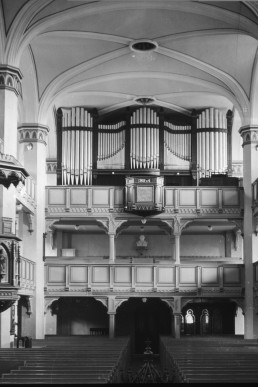 Stadtkirche St. Nicolai, Blick auf die  Jehmlich-Orgel