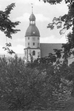 Alte Stadtmauer mit Stadtirche St. Nicolai