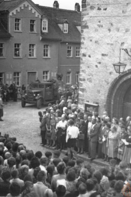 Ankunft der neuen Glocken an der Stadtkirche