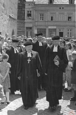 Auszug aus der Kirche