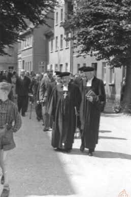 Auszug aus der Kirche