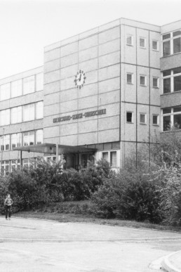 Frontansicht der Dr. Richard Sorge Oberschule