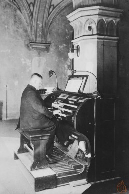 Organist Florus Kertscher
