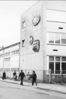 VEB Präzisionswerkzeugfabrik