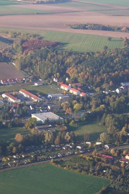 Gewerbegebiet Ronneburger Straße und Freizeitbad "Tatami" (Luftaufnahme)
