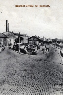 Bahnhof-Straße