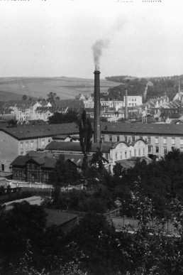 Spinnerei mit Schornstein