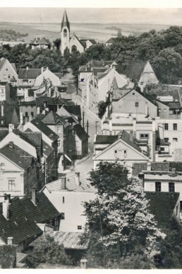Blick von Kirche zu Kirche