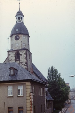 Blick vom Rathaus zur Stadtkirche St. Nicolai