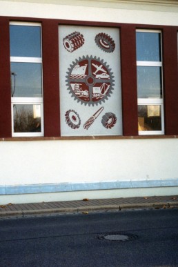 Fassade des ehemaligen Werkes II des VEB PWS