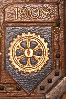 Detail der Mappe für d. Ehrenbürgerbrief von Kommerzienrat Hermann Donath