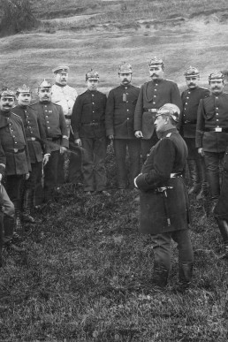 Gruppenfoto der erweiterten Wehrführung