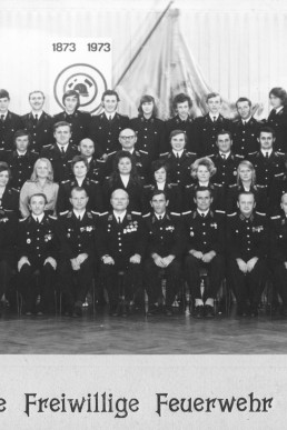 Gruppenfoto anläßlich 100 Jahre Freiwillige Feuerwehr Schmölln