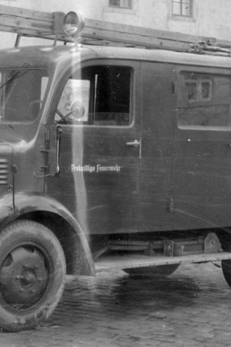 Das während des Krieges angeschaffe Löschfahrzeug Lf 8